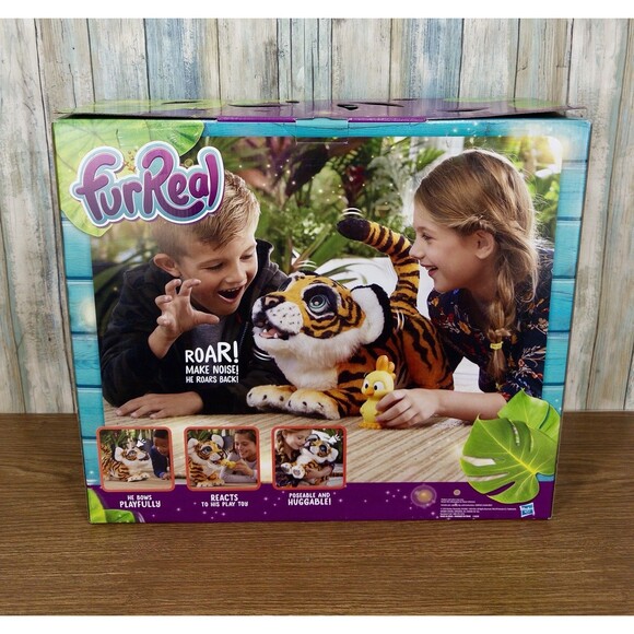FurReal Roarin' Tyler Playful Tiger Interactive Plush 100+ Sounds New - Picture 6 of 9